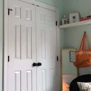 Meet your Posher, Briana